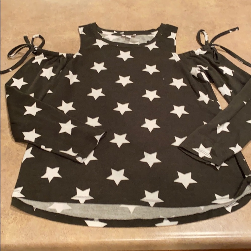 Womens C shirt size large